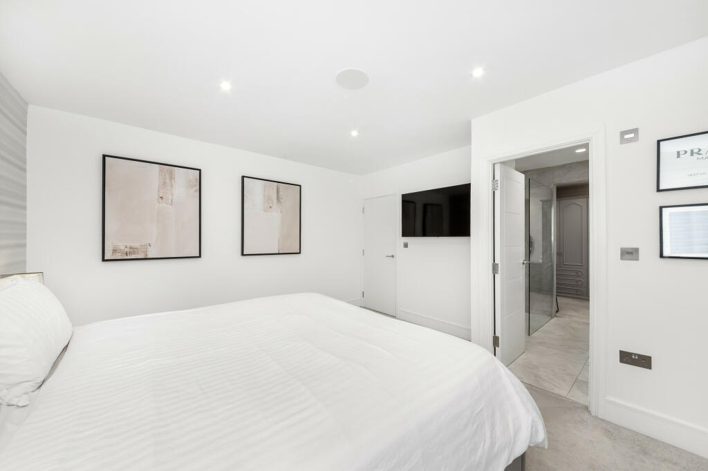 Additional image 11 of Roundwood,  Chislehurst, BR7