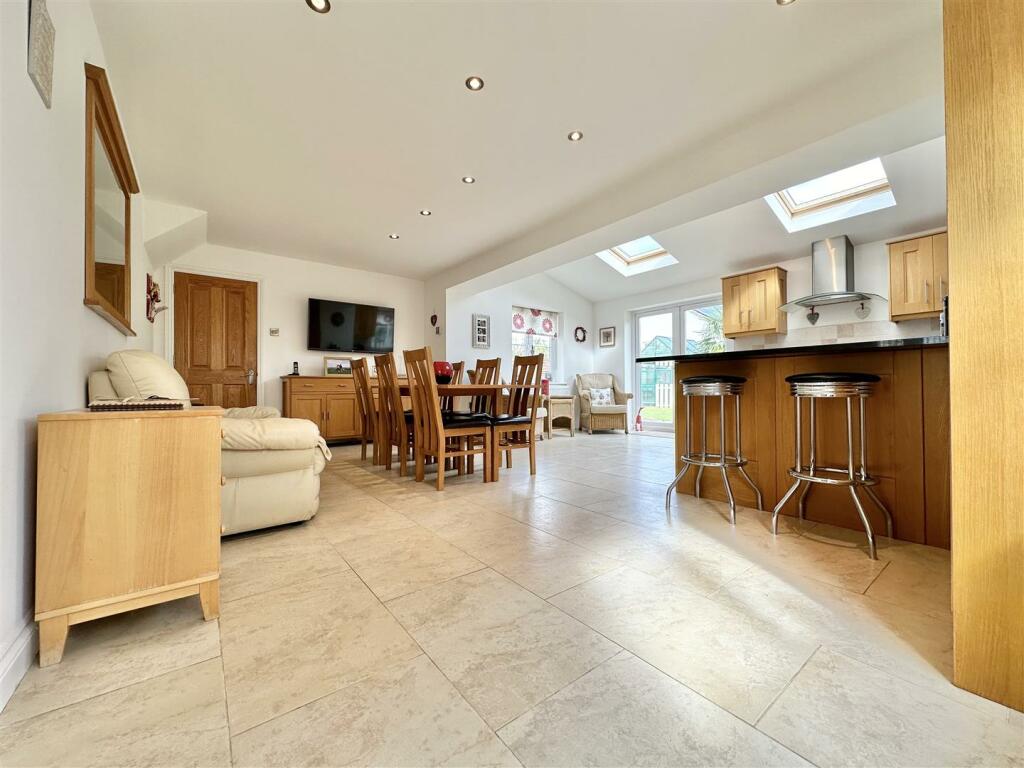 Additional image 2 of Mendip Lea Close, Draycott