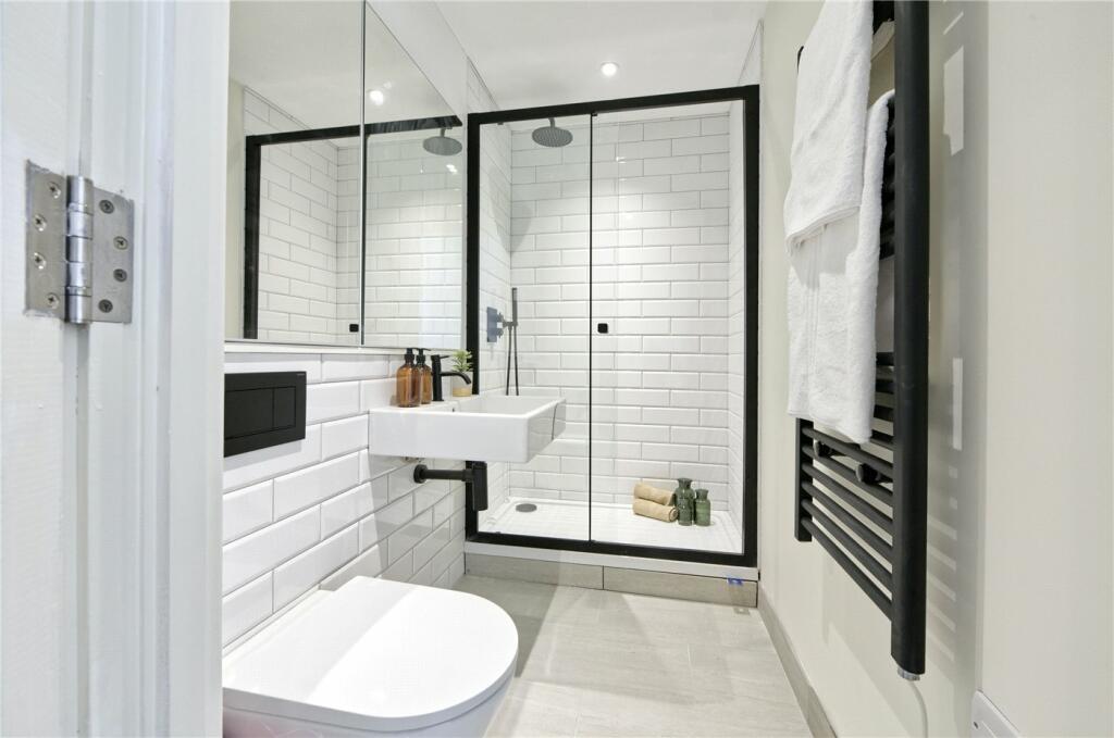 Additional image 7 of High Street, Beckenham, BR3