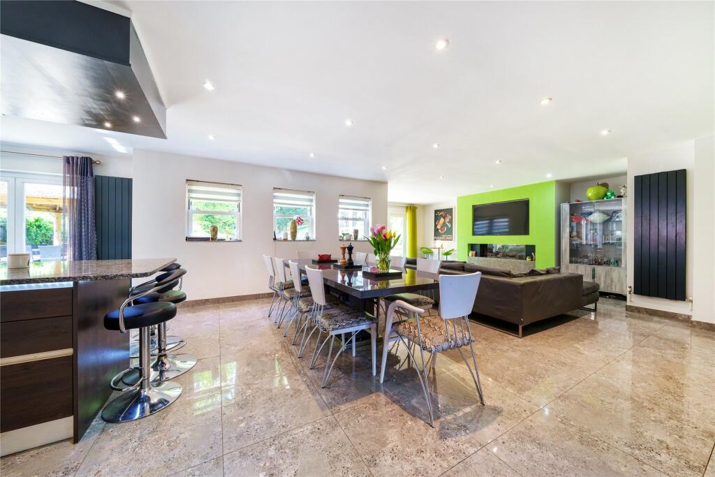 Additional image 14 of Birch Mead, Farnborough Park