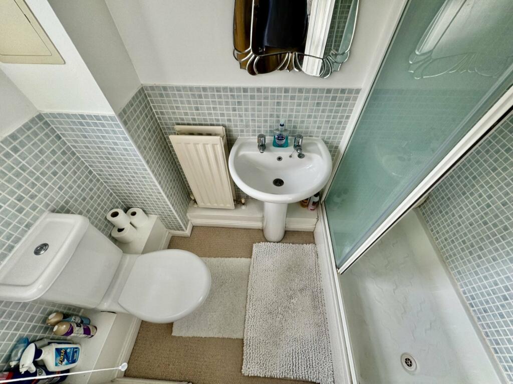 Additional image 6 of Fearnley Croft, Gomersal, BD19