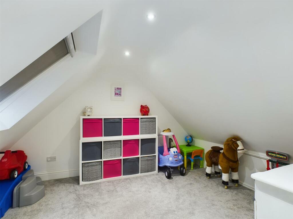 Additional image 16 of Blue Falcon Road, Kingswood, Bristol, BS15 1UP