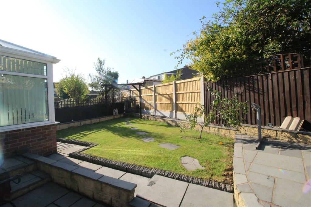 Additional image 11 of Park House Crescent, Low Moor, Bradford