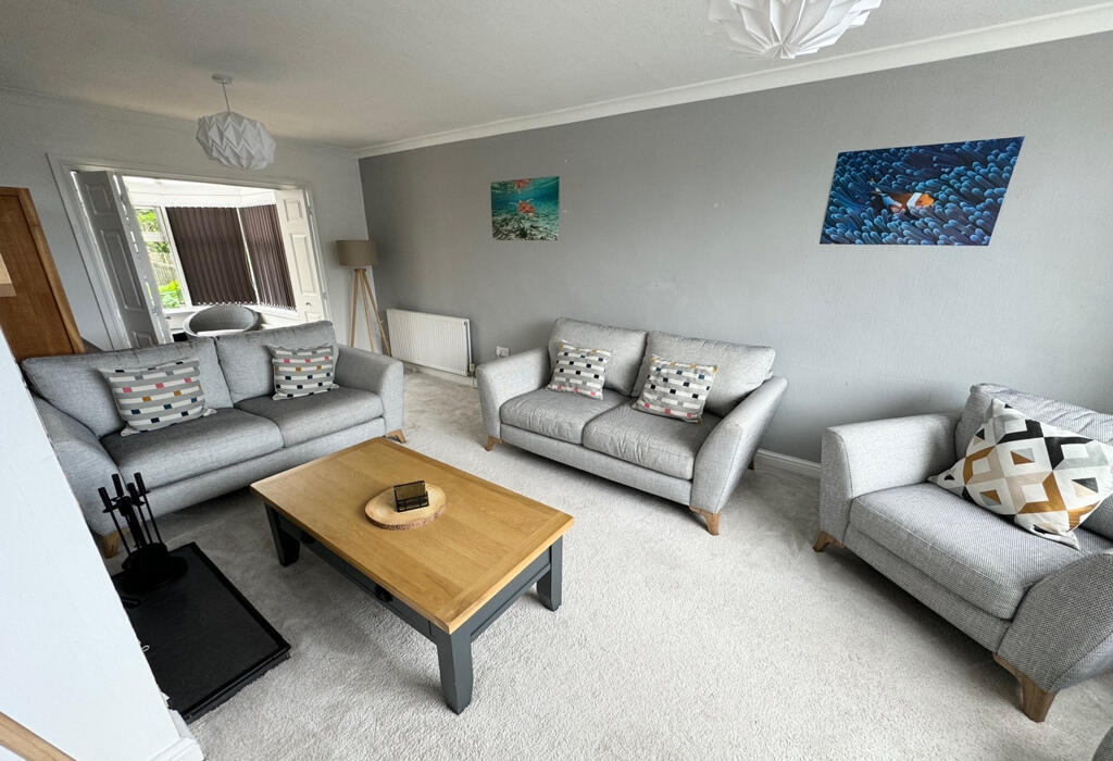 Additional image 19 of The Crescent, Baildon, Shipley, West Yorkshire