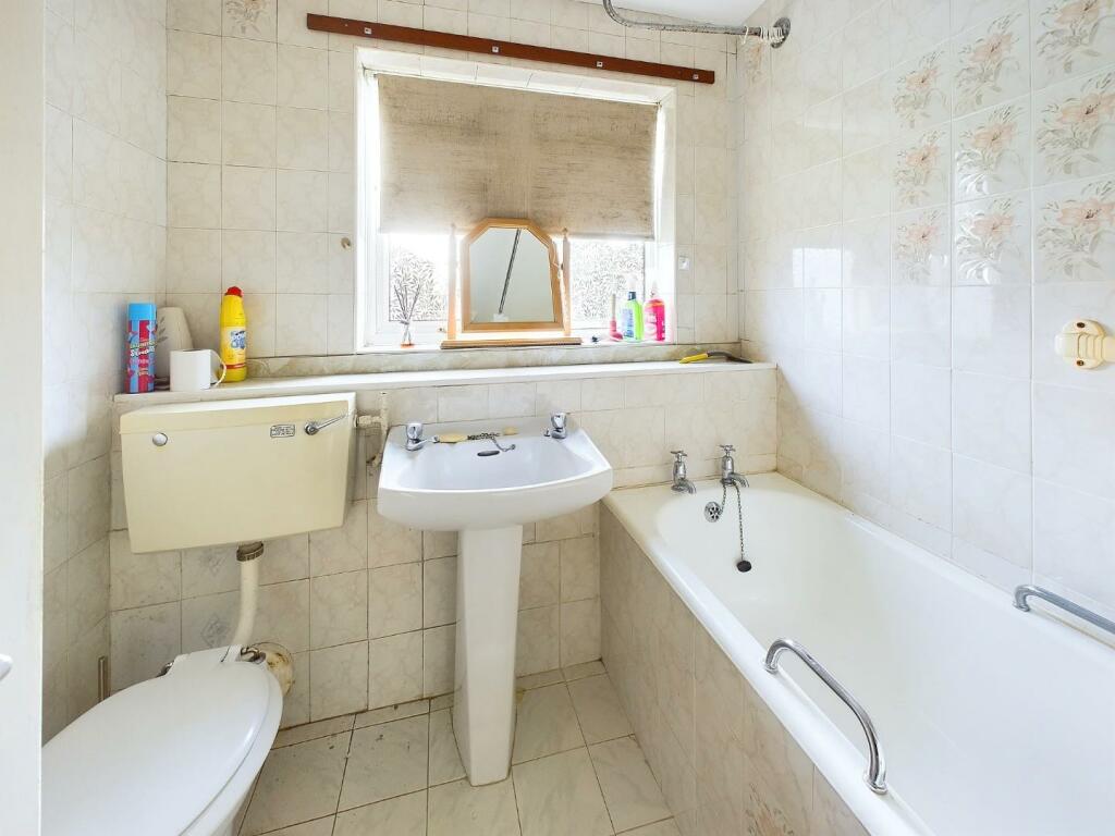 Additional image 6 of Cliffe Gardens, Shipley