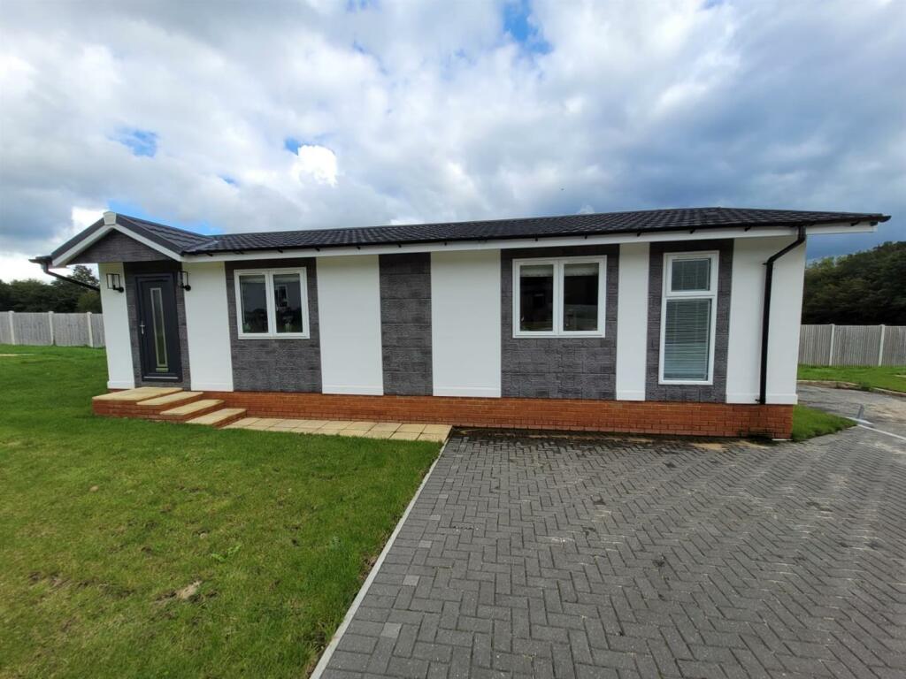 Additional image 6 of The Broyle, Halland