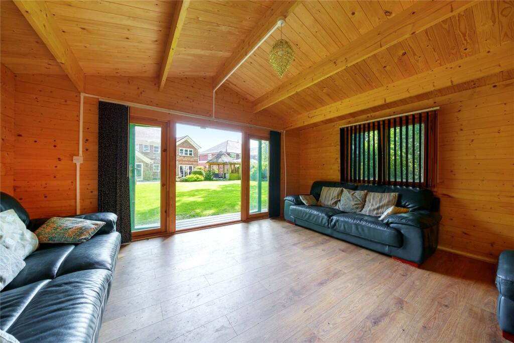 Additional image 35 of Birch Mead, Farnborough Park