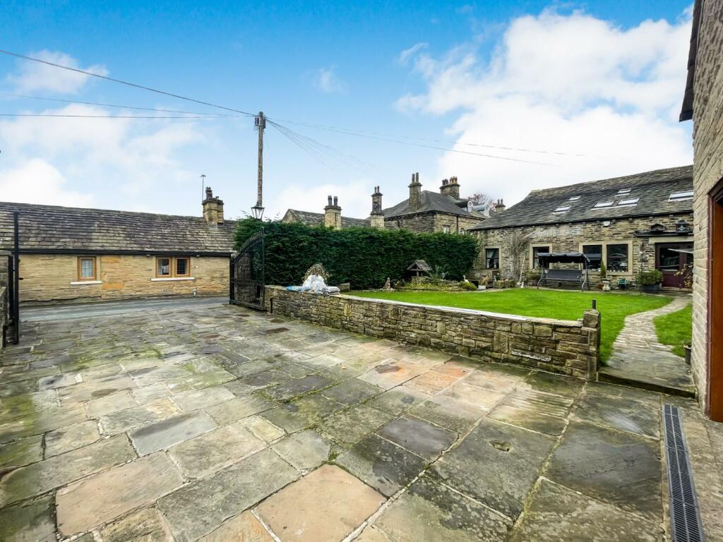 Additional image 27 of Hodgson Fold, Bradford