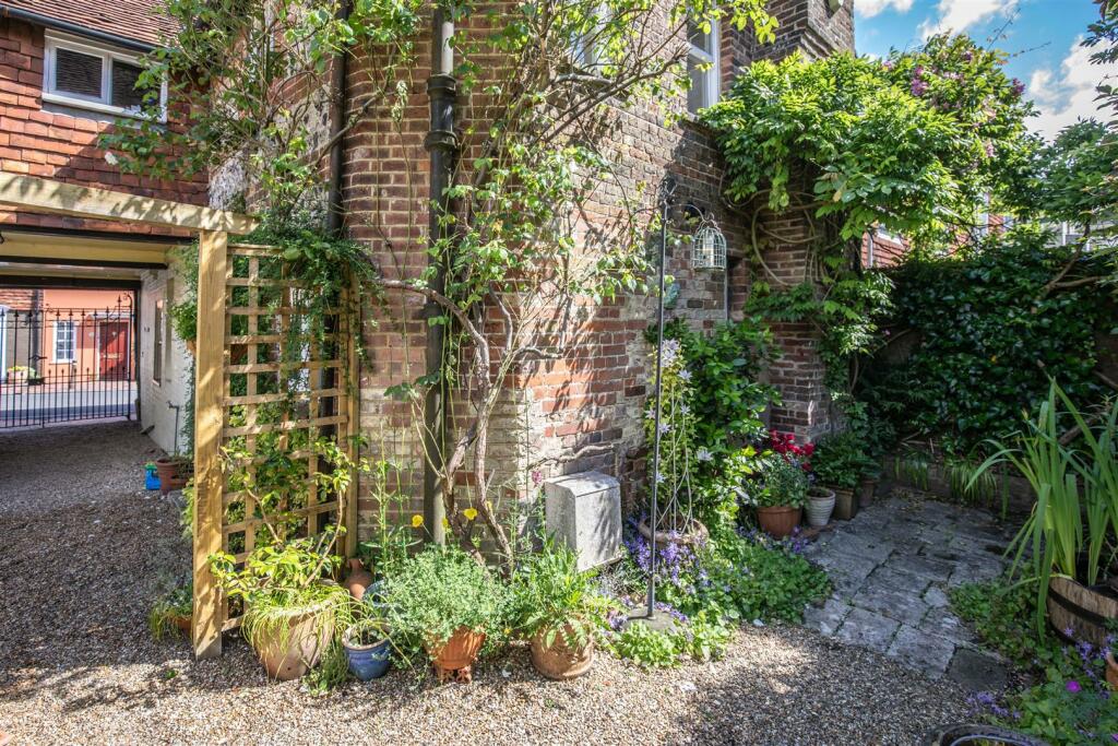 Additional image 12 of Southover High Street, Lewes BN7 1HT