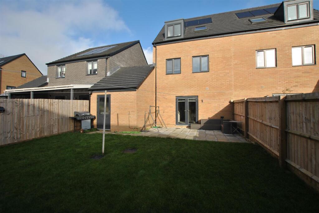 Additional image 4 of Hengrove Square, Hengrove