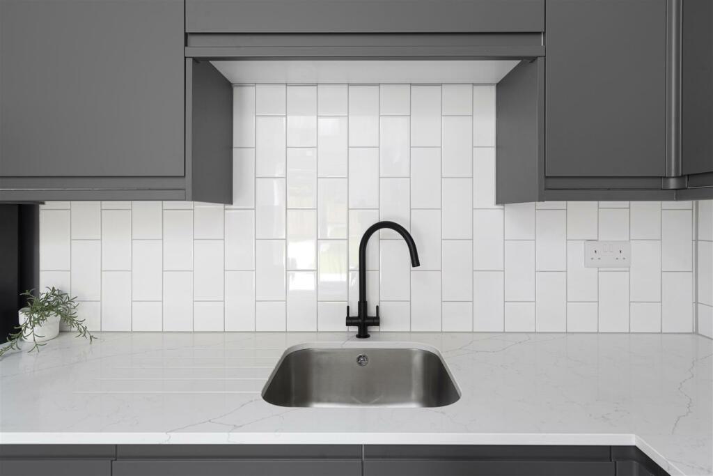 Additional image 8 of Ringwood Crescent, Bristol