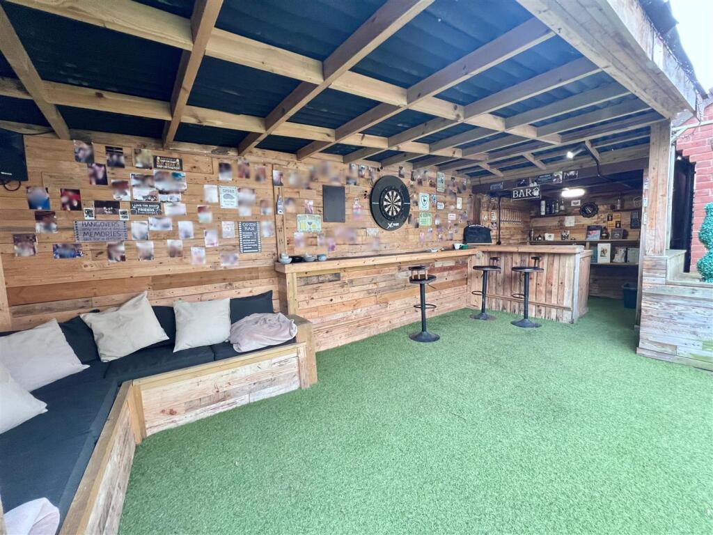 Additional image 20 of Wilson Gardens, West Wick - SOUTH/WEST GARDEN