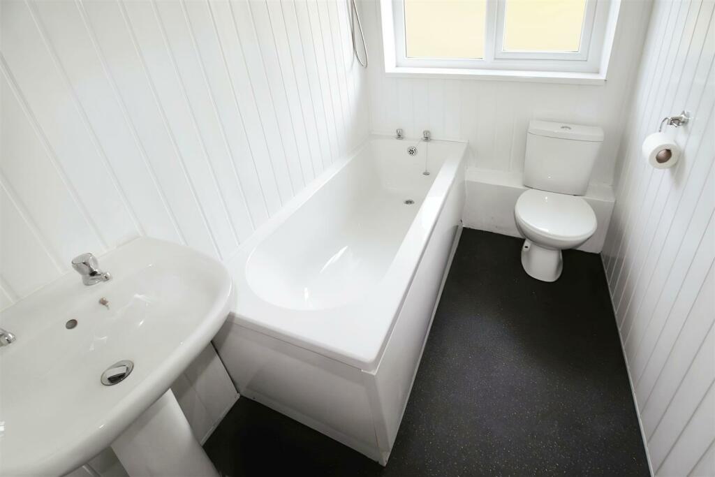 Additional image 5 of Glenwood Avenue, Baildon, Shipley