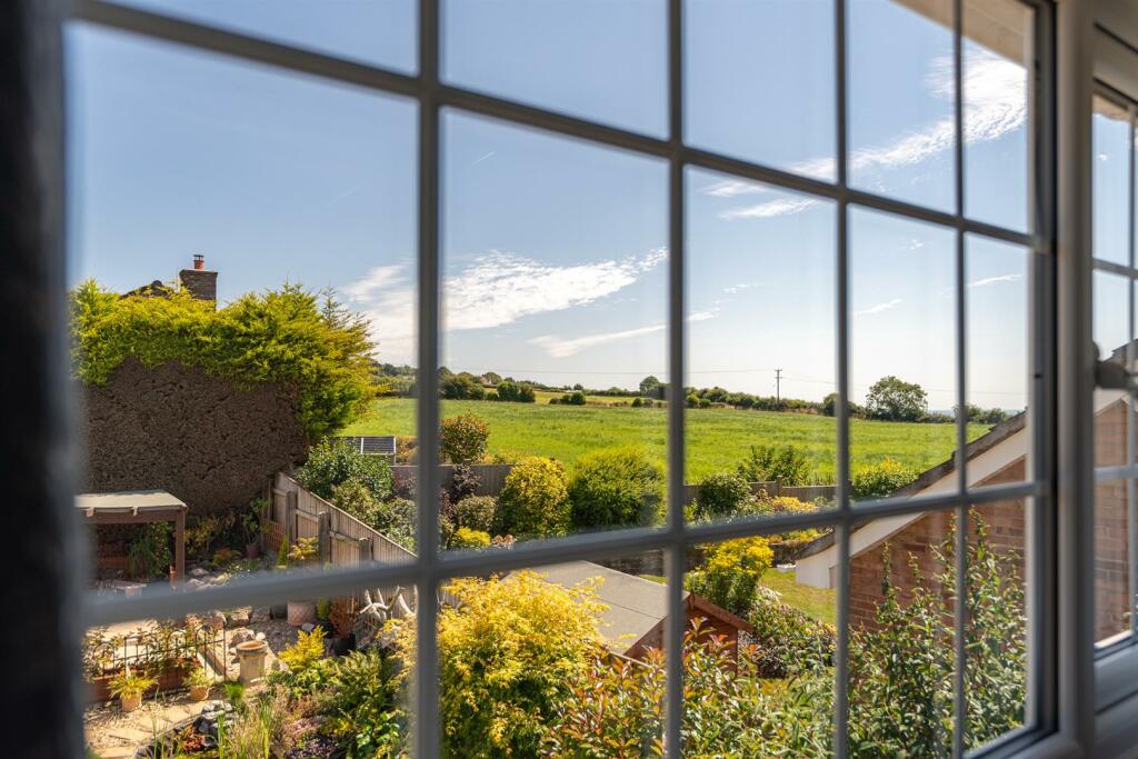 Additional image 22 of Leighton Crescent, Bleadon Hill, Weston-super-Mare