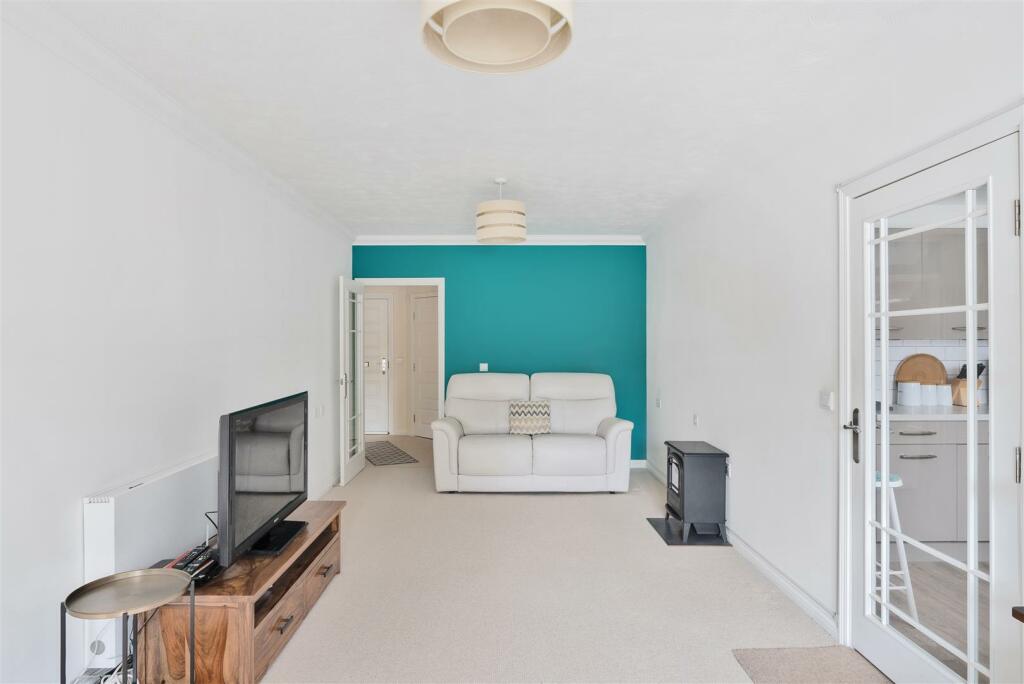 Additional image 17 of Alexandra Lodge, Thornbury, Bristol