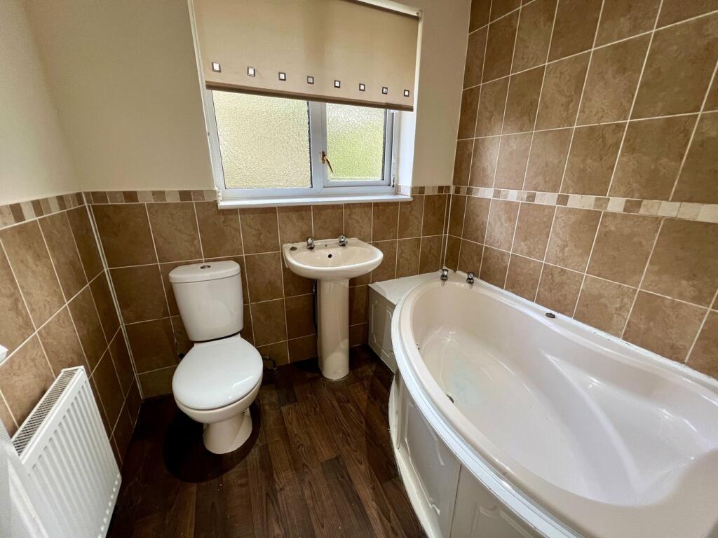 Additional image 7 of Nab Wood Drive, Shipley, BD18