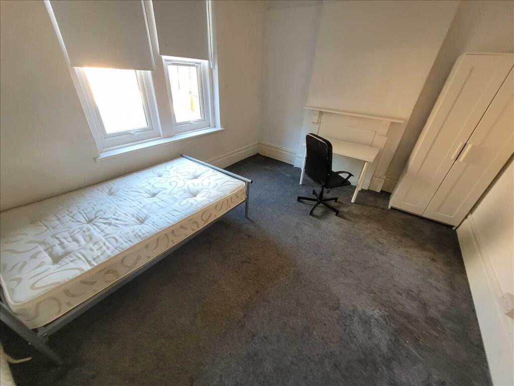 Additional image 17 of Chesterfield Road