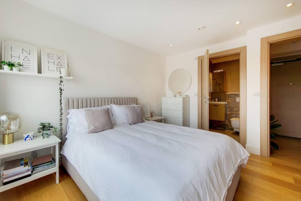 Additional image 10 of Croydon Road, Beckenham, BR3