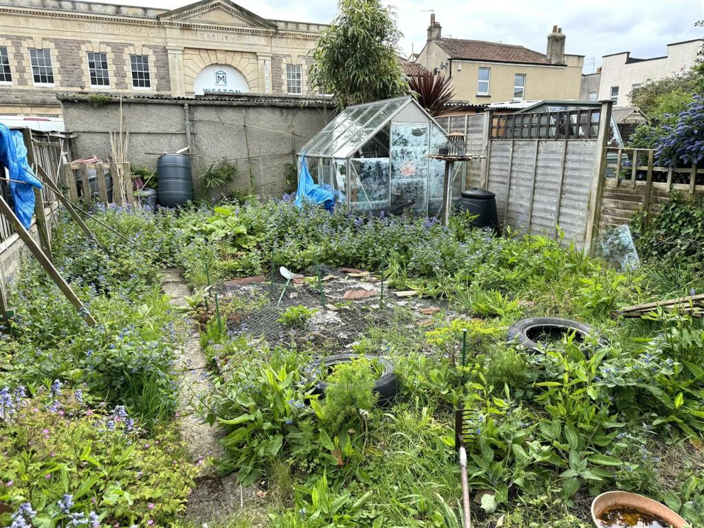 Additional image 4 of Meadow Villas, Weston-super-Mare