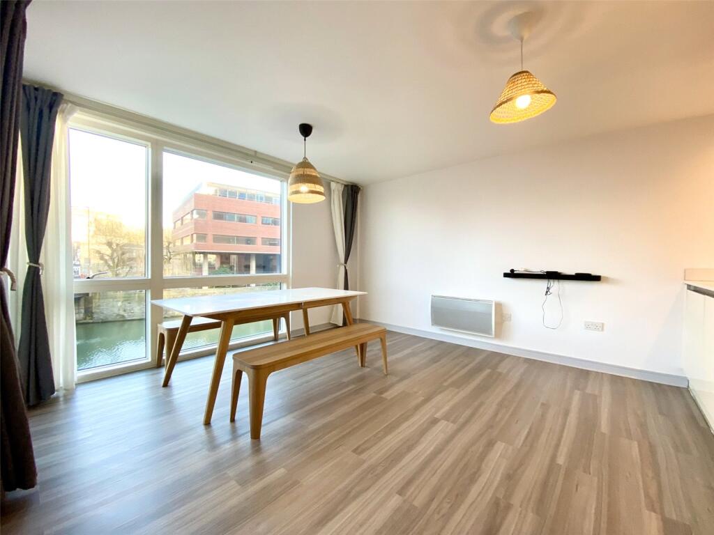 Additional image 2 of City Centre, Templebridge Apartments, BS1 6FS