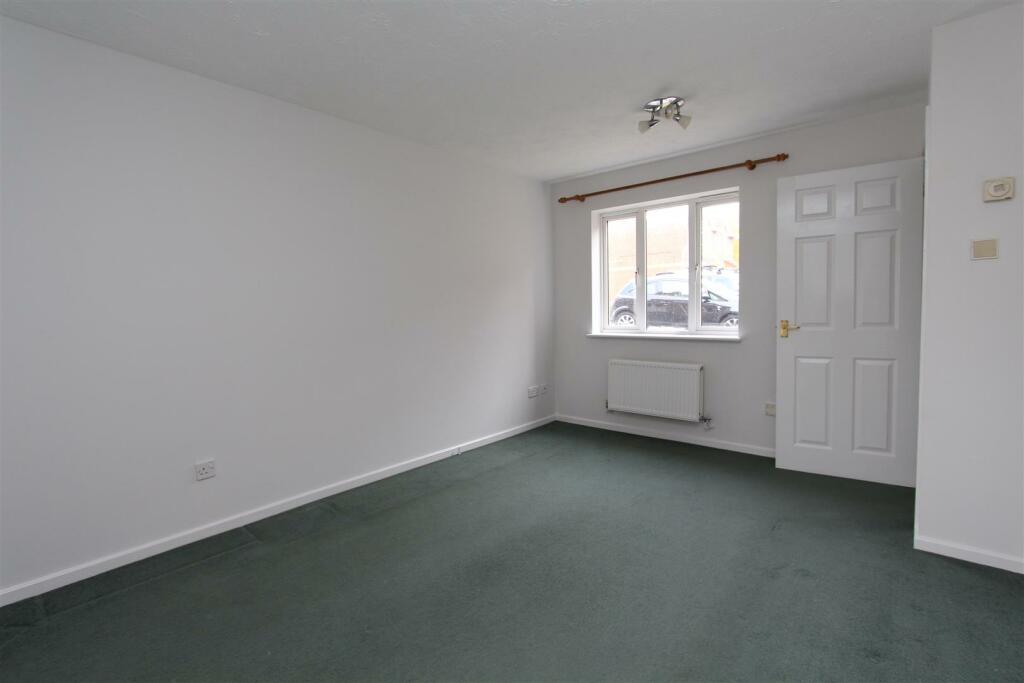 Additional image 12 of 14 Pinnell Grove, Emersons Green, Bristol