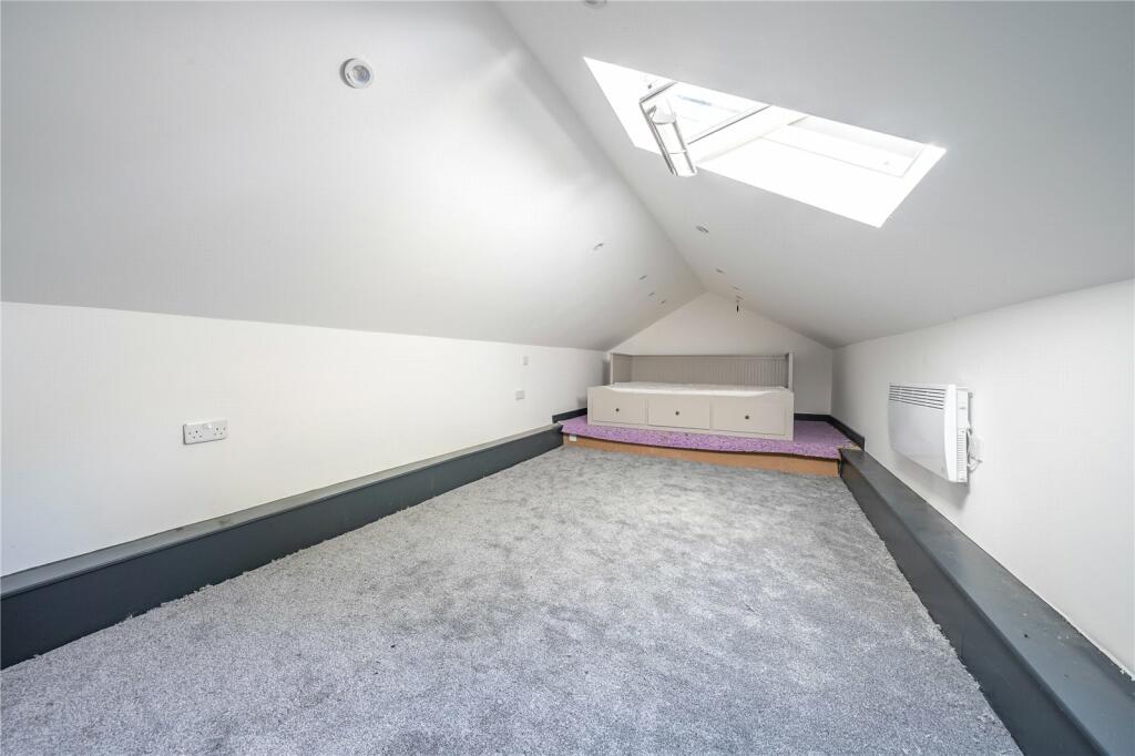 Additional image 15 of Kirkbourne Grove, Baildon, Shipley, West Yorkshire