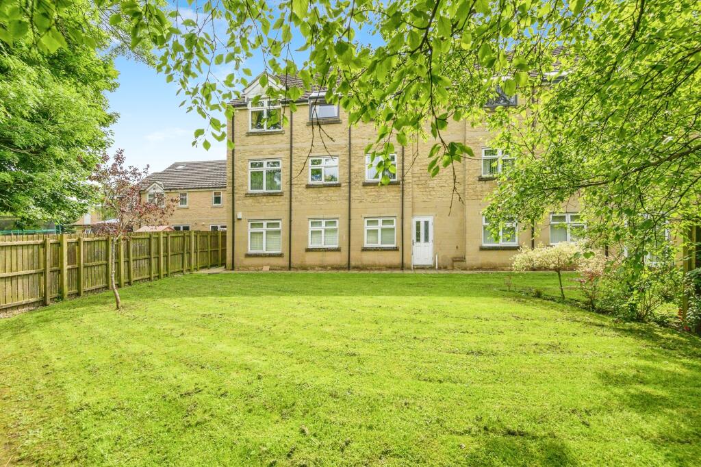 Additional image 16 of 21 The Plantations, Bradford, BD12