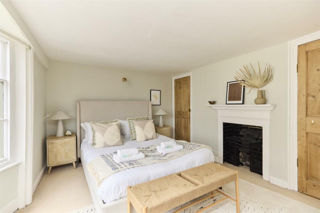 Additional image 14 of High Street, Lewes, BN7 1XH