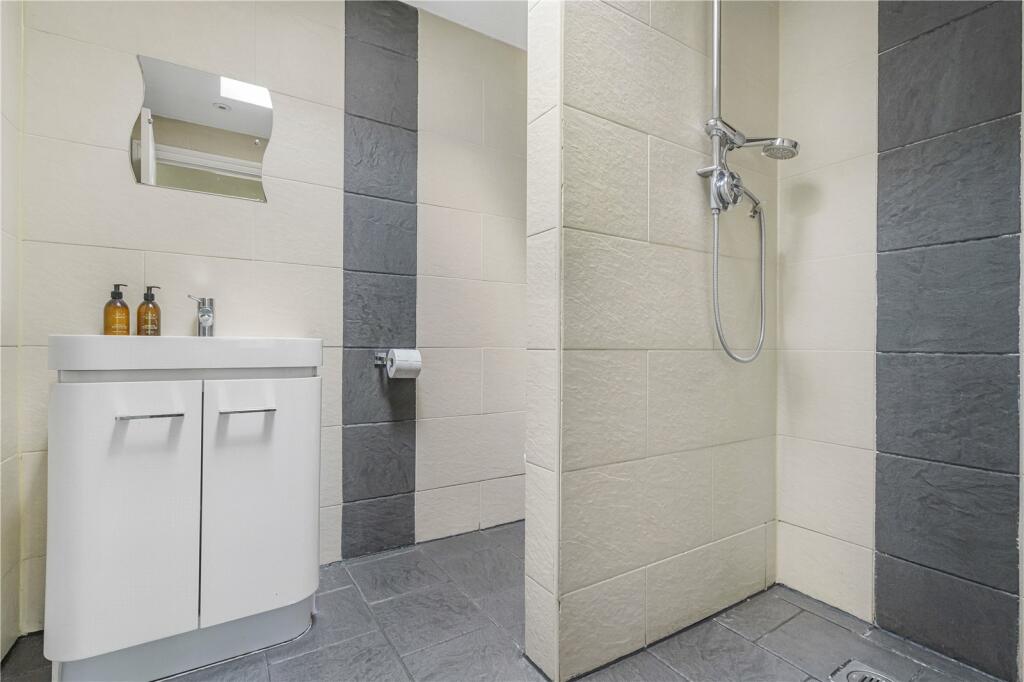 Additional image 11 of Hayes Lane, Beckenham, BR3