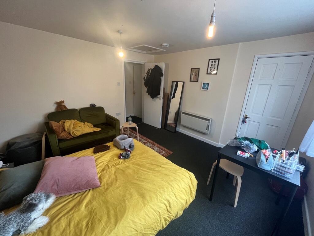 Additional image 7 of Gloucester Road, Bristol, BS7