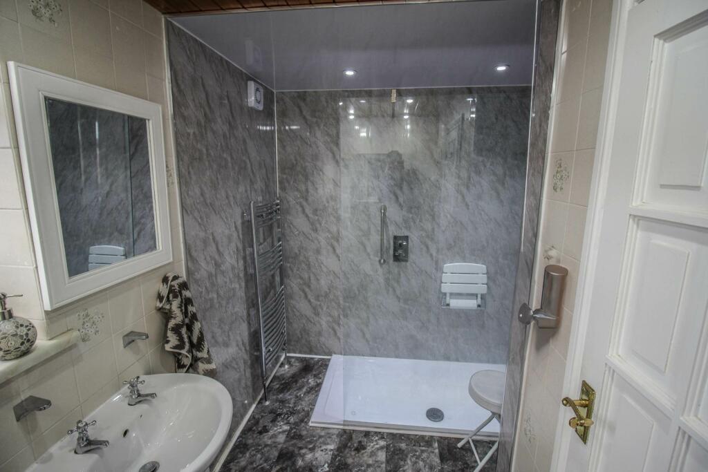 Additional image 15 of UPHILL*FANTASTIC INVESTMENT OPPORTUNITY*IDEAL FOR DUAL OCCUPANCY*HOME & INCOME*NO ONWARD CHAIN*