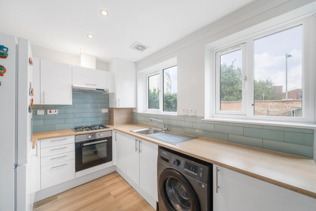 Additional image 2 of Ravensleigh Gardens BR1