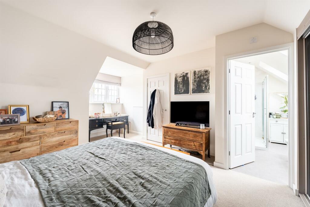 Additional image 12 of Moorhen Road, Yatton - PERFECT FAMILY HOME