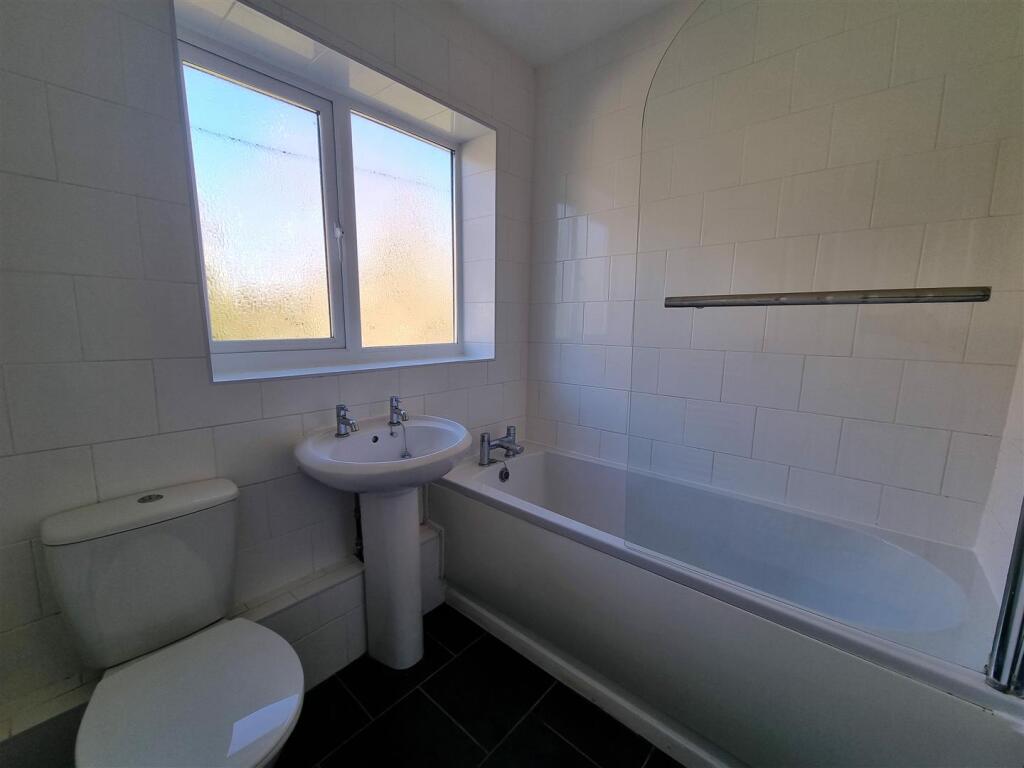 Additional image 9 of Cedar Close, Oldland Common