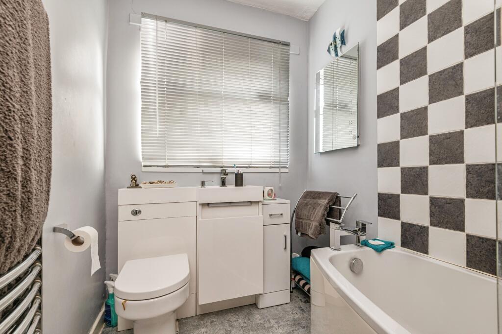 Additional image 5 of Cleckheaton Road, Low Moor, Bradford, West Yorkshire, BD12