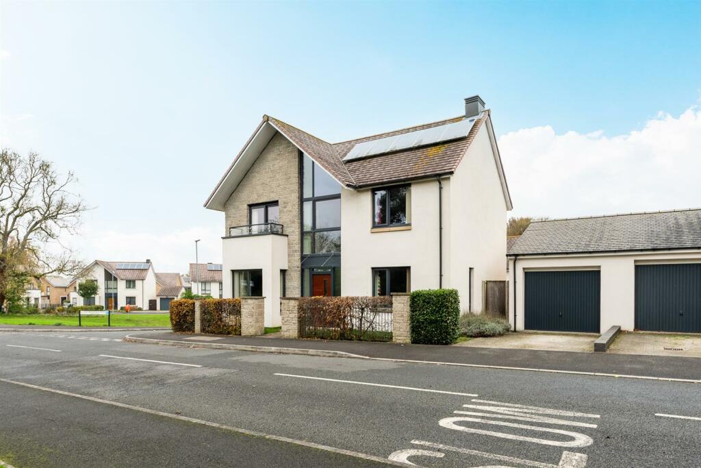 Additional image 24 of Farnborough Road, Locking Parklands - A MUST VIEW