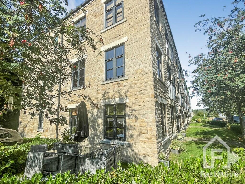 Meadow Road, Apperley Bridge, Bradford, BD10