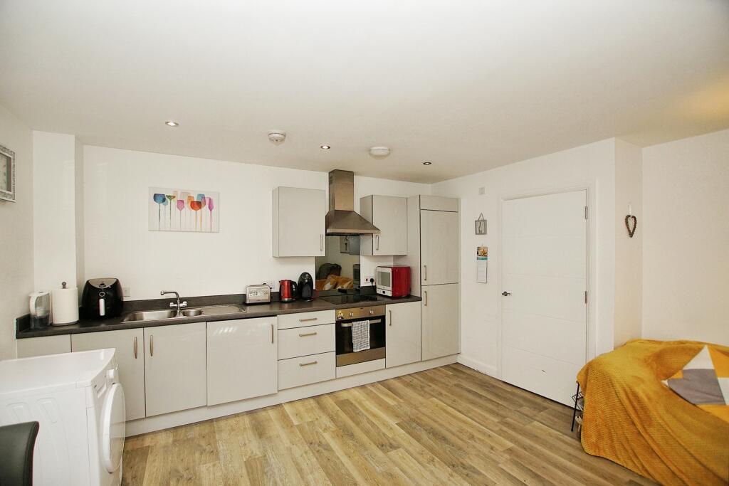 Additional image 3 of Elmtree Way, Kingswood, Bristol, Gloucestershire, BS15