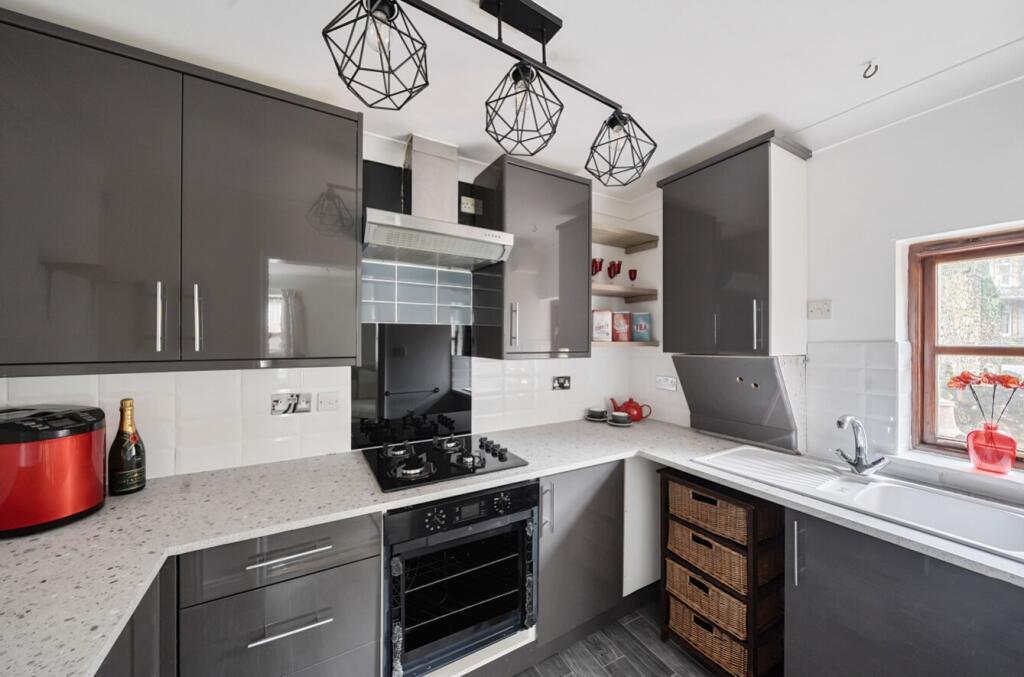 Additional image 17 of Porters Cottage, West Street Axbridge