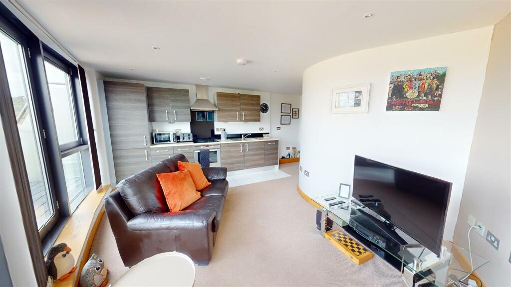 Additional image 12 of Salts Mill Road, Shipley