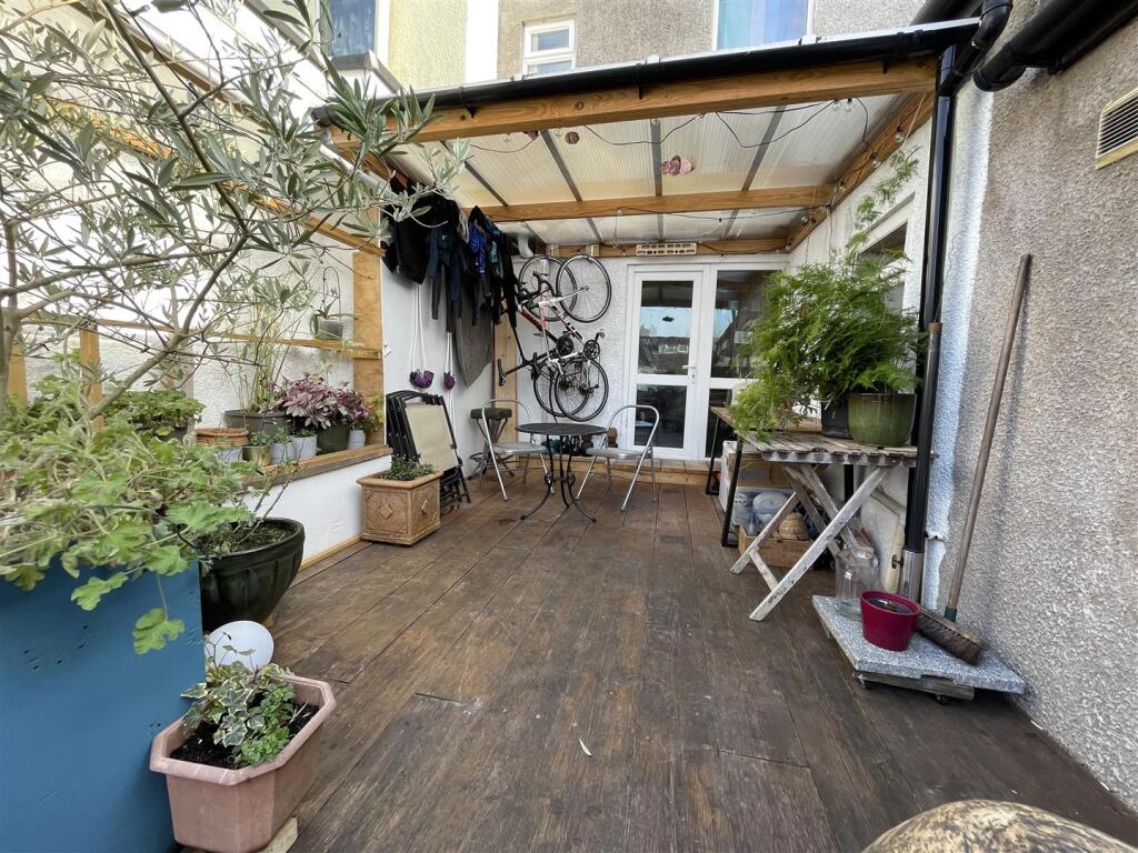 Additional image 5 of Hinton Road, Greenbank