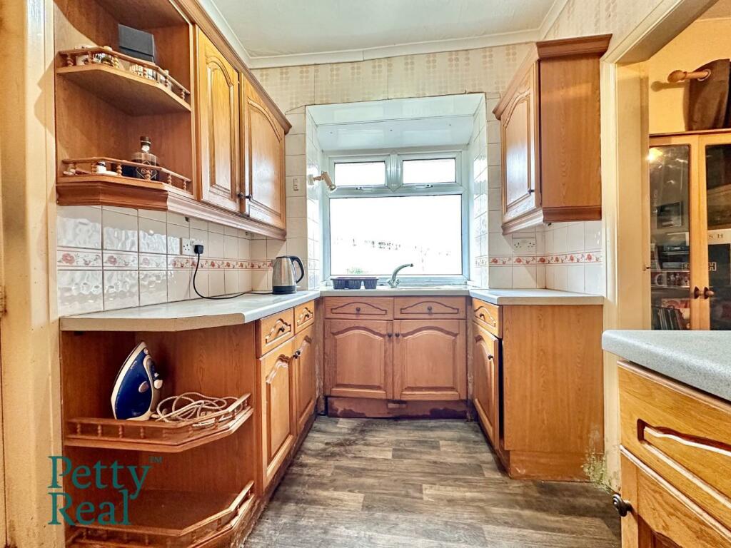 Additional image 18 of Kirkdene Avenue, Foulridge