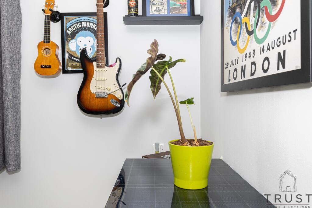 Additional image 29 of Pyenot Gardens, Cleckheaton