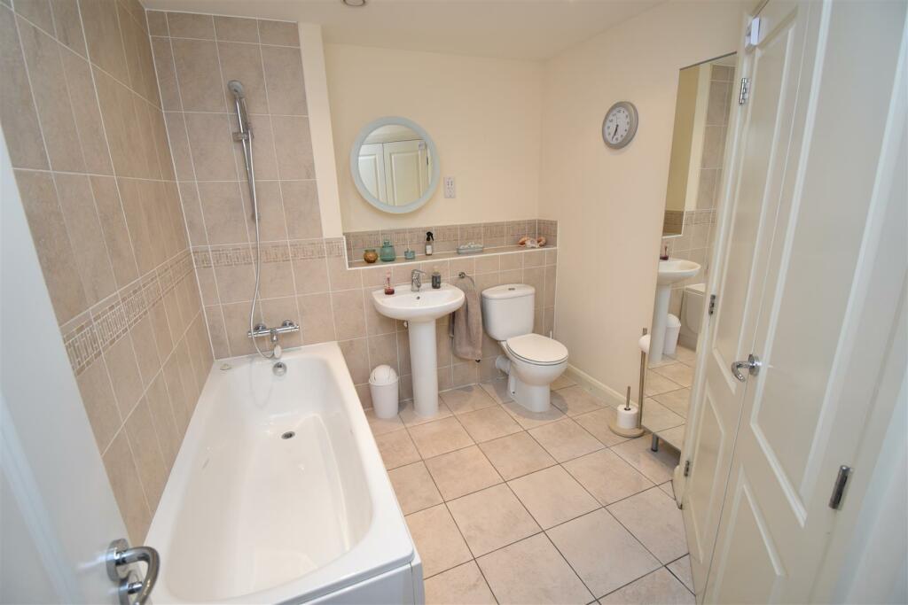 Additional image 19 of Lower Burlington Road, Portishead.