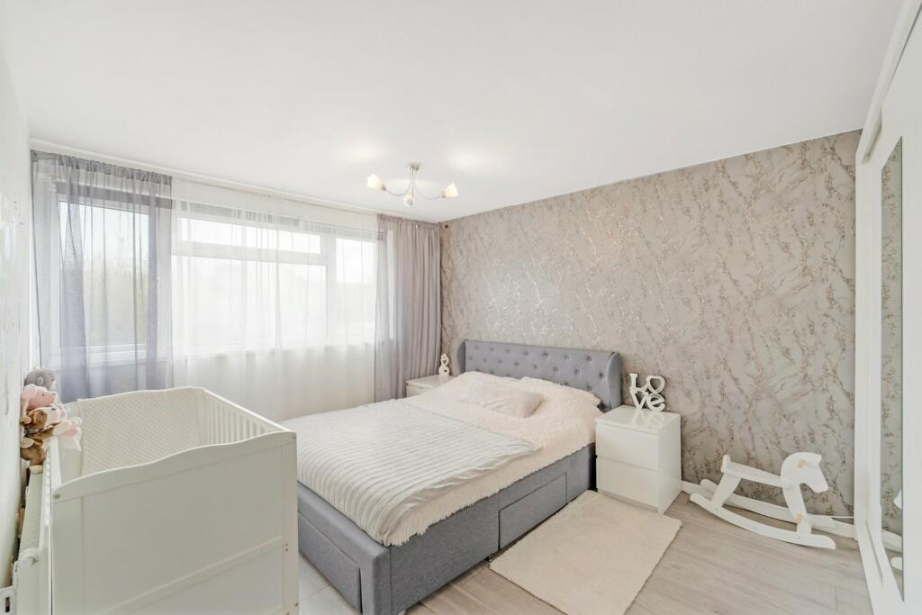 Additional image 4 of Clovelly Road, Worle, Weston-Super-Mare, BS22