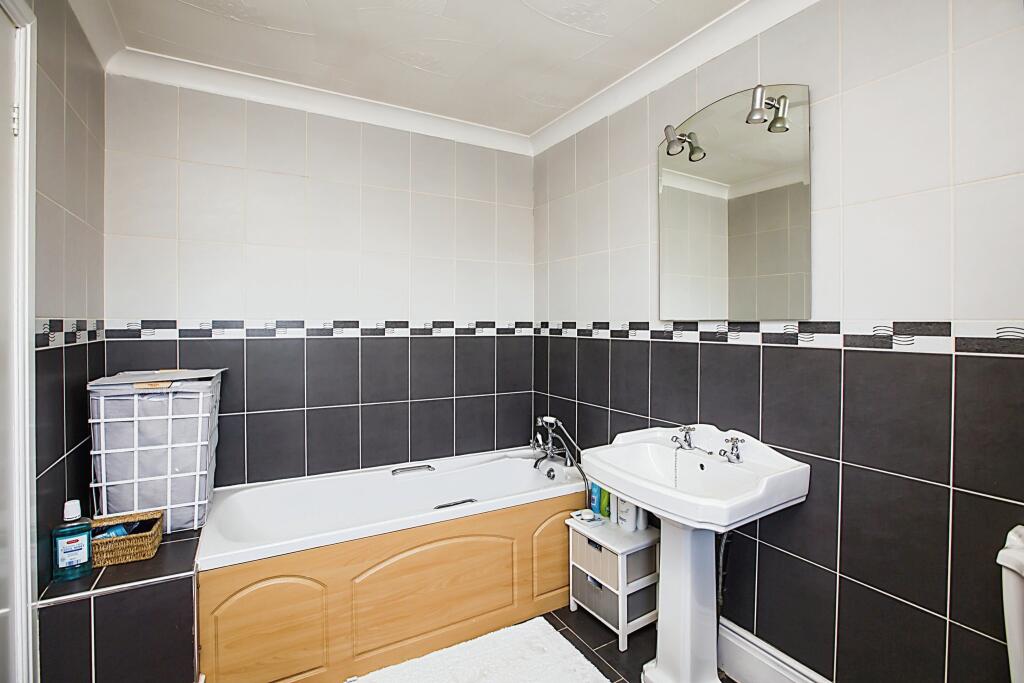 Additional image 11 of Ogden Lane, Bradford, BD13