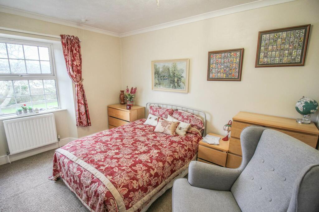 Additional image 14 of UPHILL*FANTASTIC INVESTMENT OPPORTUNITY*IDEAL FOR DUAL OCCUPANCY*HOME & INCOME*NO ONWARD CHAIN*