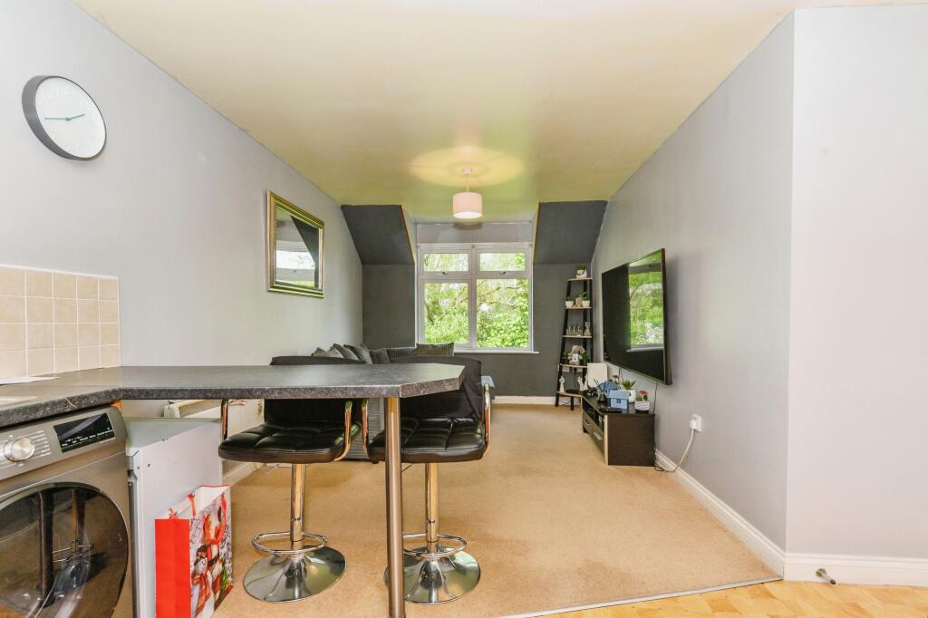 Additional image 5 of 21 The Plantations, Bradford, BD12