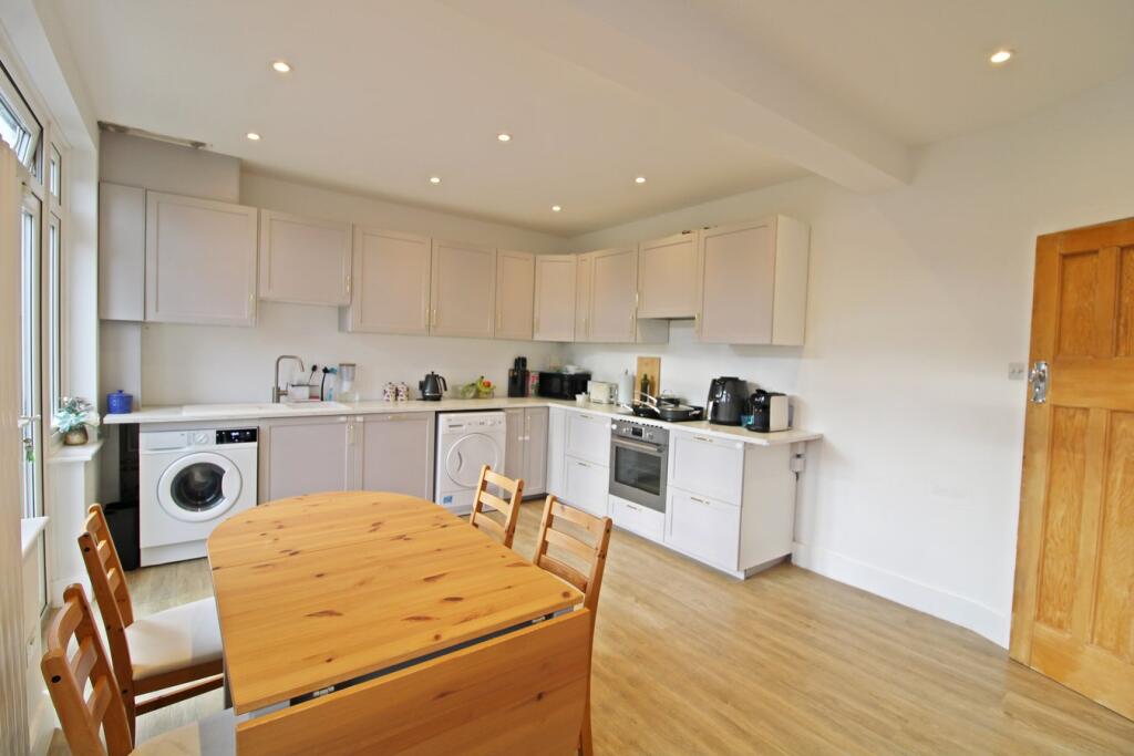 Additional image 9 of Merlin Grove, Beckenham, BR3