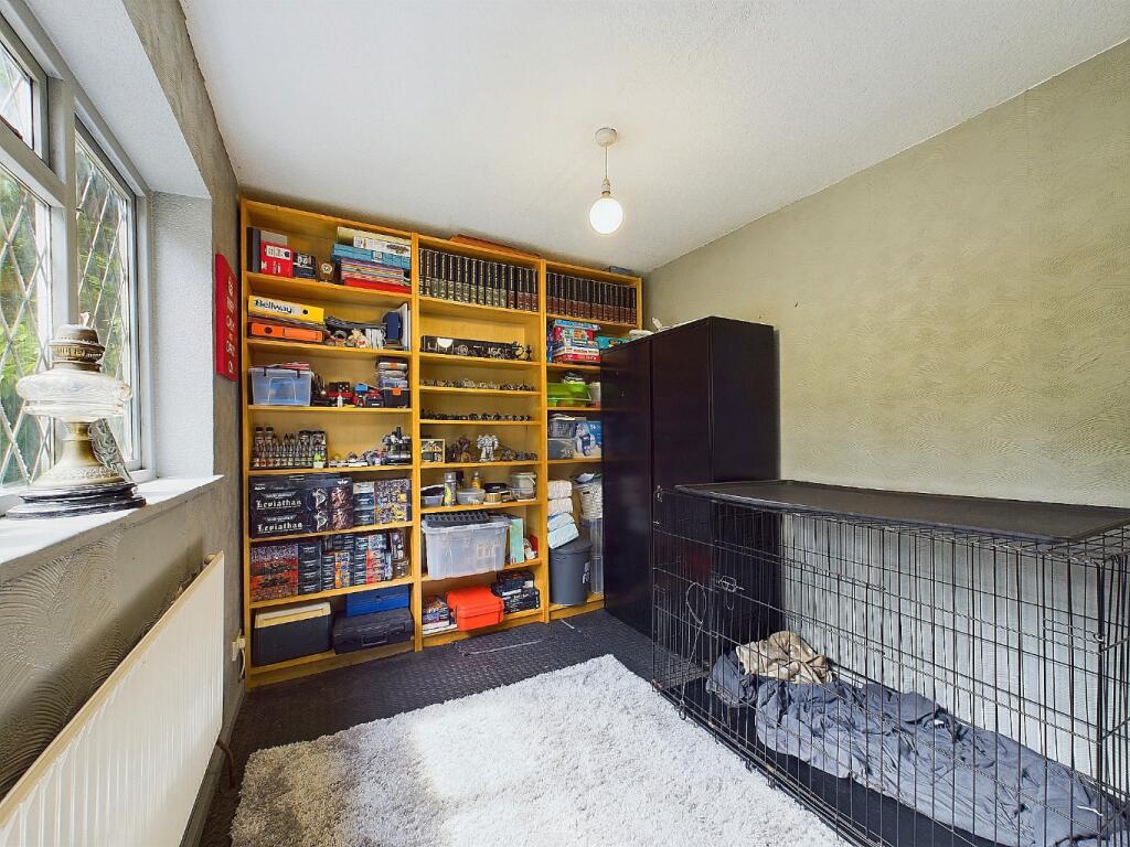 Additional image 10 of Marlings close